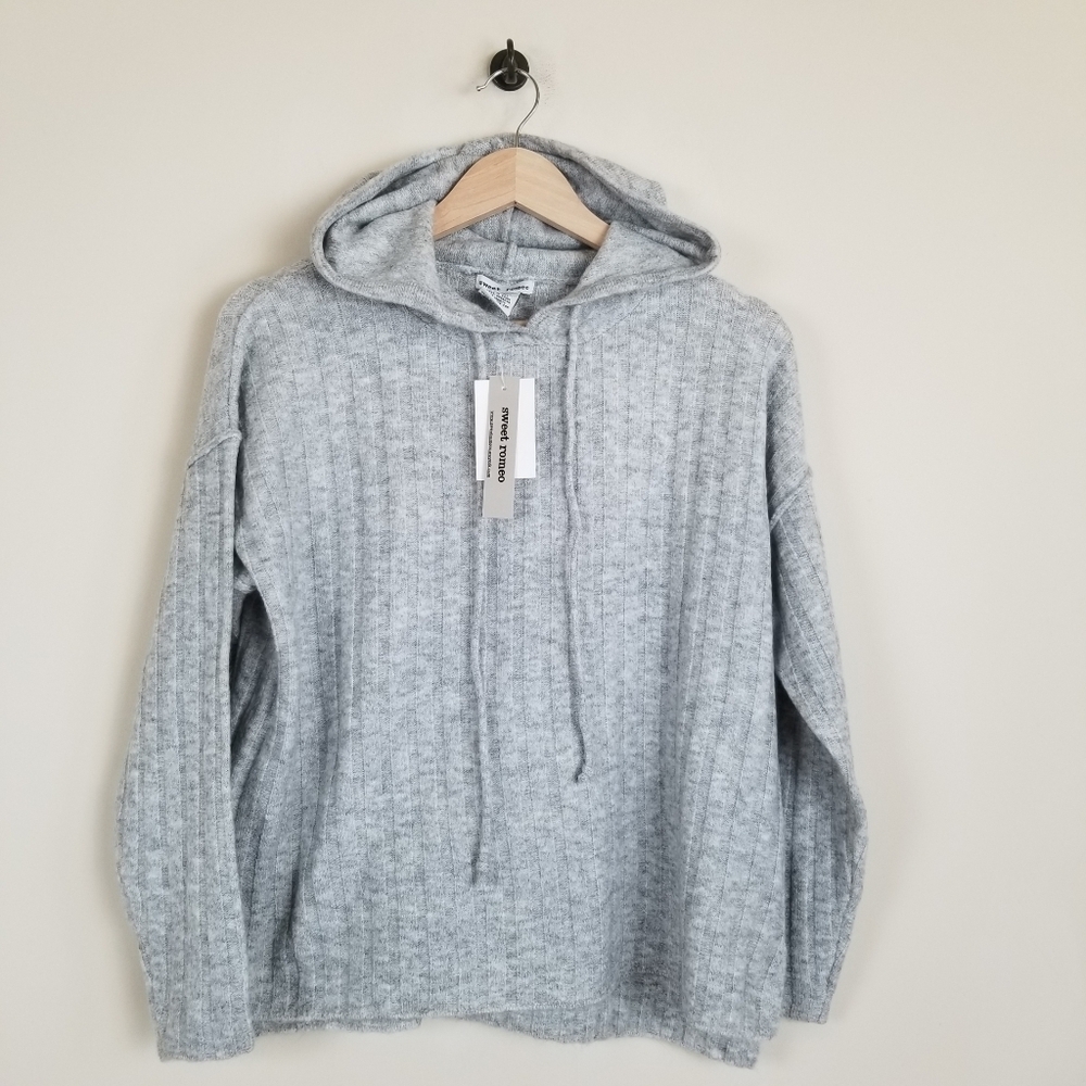 Sweet Romeo Ribbed Hoodie Sweater Size XS Bust 42-43 NWT